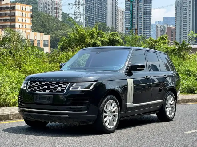 Фотография автомобиля — Land Rover Range Rover
