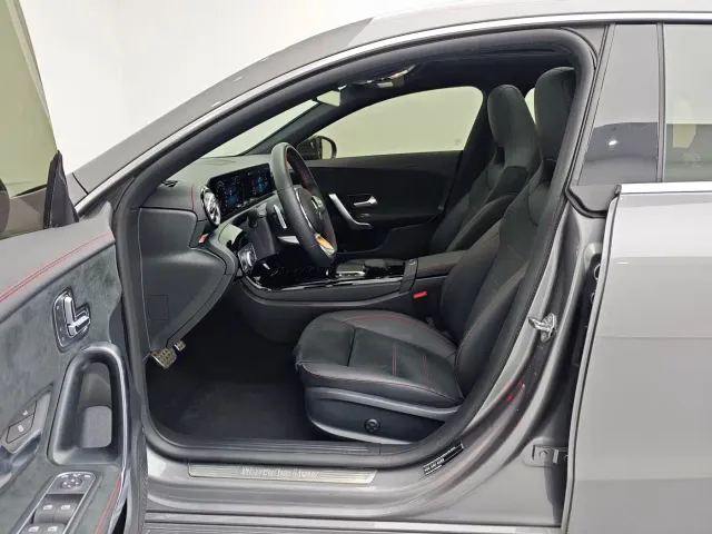 Mercedes-Benz CLA-Class — Фото автомобиля 18