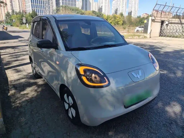 Wuling Hongguang Mini EV — Фото автомобиля 3