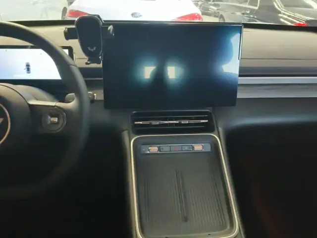 Wuling Starlight S — Фото автомобиля 13