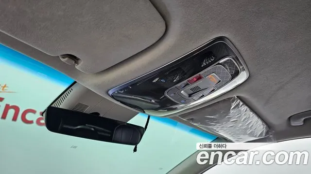 Genesis GV80 — Фото автомобиля 24