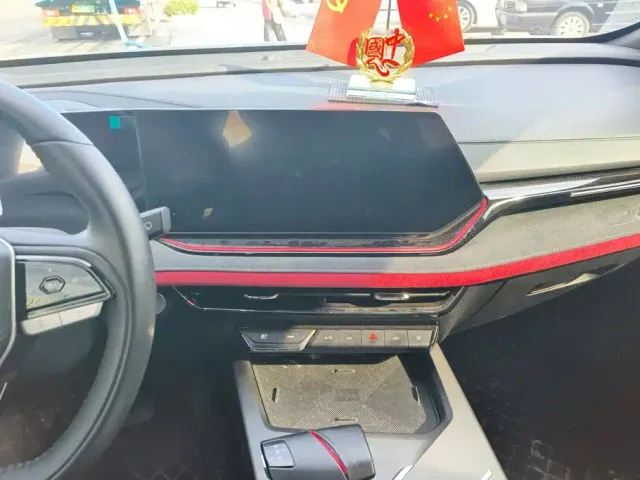 Changan X5 Plus — Фото автомобиля 13