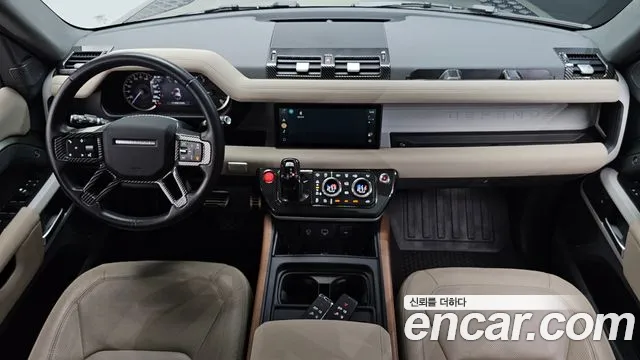 Land Rover Defender — Фото автомобиля 5