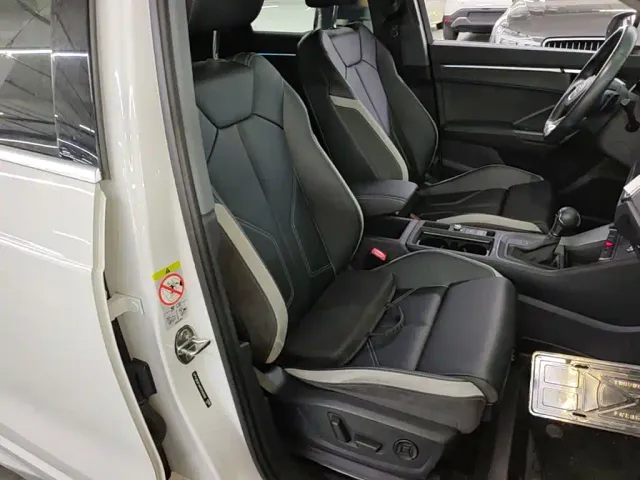 Audi Q3 — Фото автомобиля 24