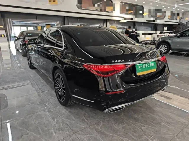 Mercedes-Benz S-Class — Фото автомобиля 4