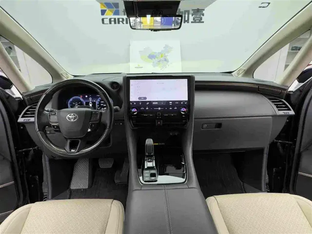 Toyota Alphard — Фото автомобиля 11