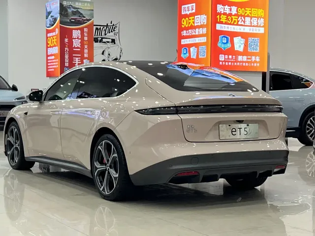 Nio ET5 — Фото автомобиля 5