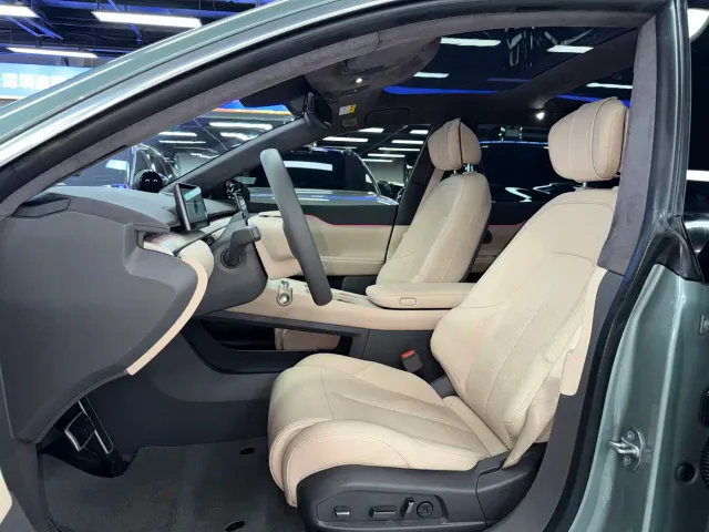 Nio ET7 — Фото автомобиля 7