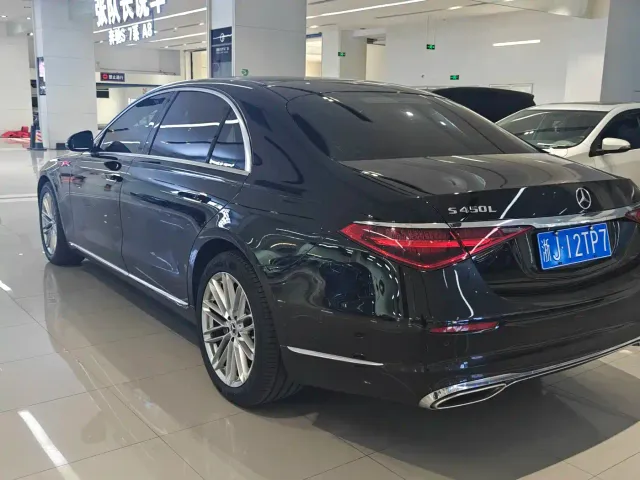 Mercedes-Benz S-Class — Фото автомобиля 11