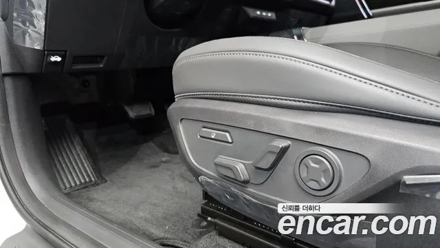 Kia Seltos Seltos 2 поколение Бензин 1.6T 2WD — Фото автомобиля 30