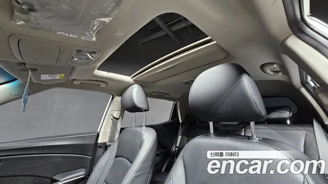 KG_Mobility_Ssangyong TIBOLI Very New Tivoli Бензин 1.5 2WD — Фото автомобиля 19