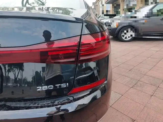 Volkswagen Passat — Фото автомобиля 7