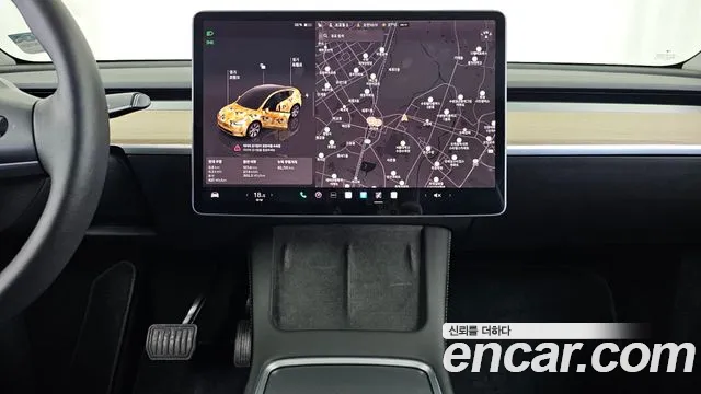 Tesla Model Y — Фото автомобиля 13