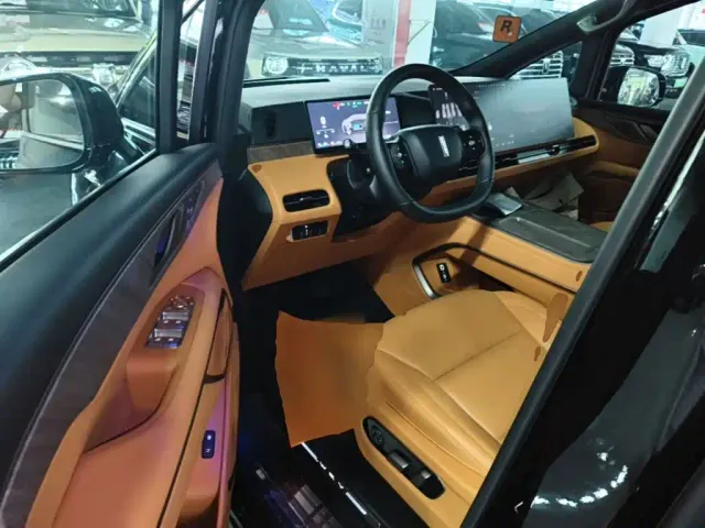 Wey Alpine — Фото автомобиля 15