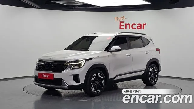 Фотография автомобиля — Kia Seltos New
