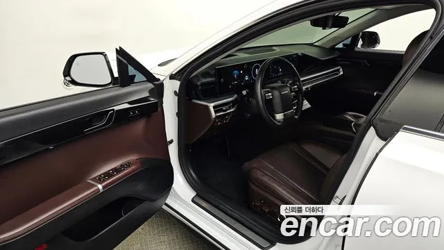 Hyundai Grandeur GN7 — Фото автомобиля 14