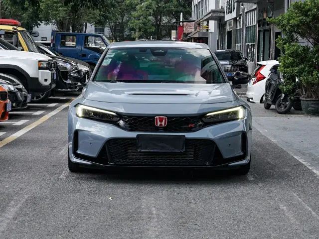 Honda Civic — Фото автомобиля 2