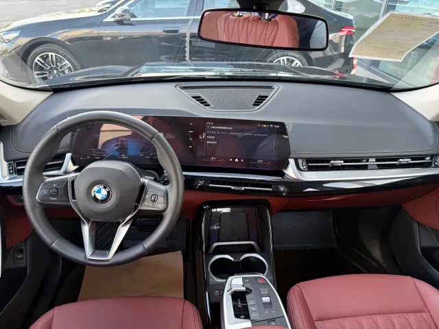 BMW X1 — Фото автомобиля 7