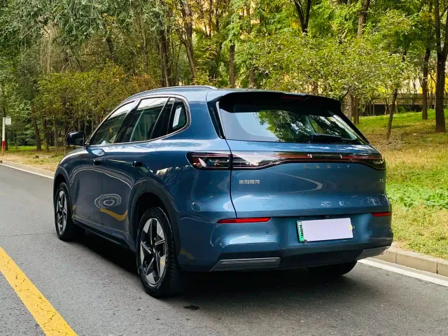 Geely Galaxy E5 — Фото автомобиля 17