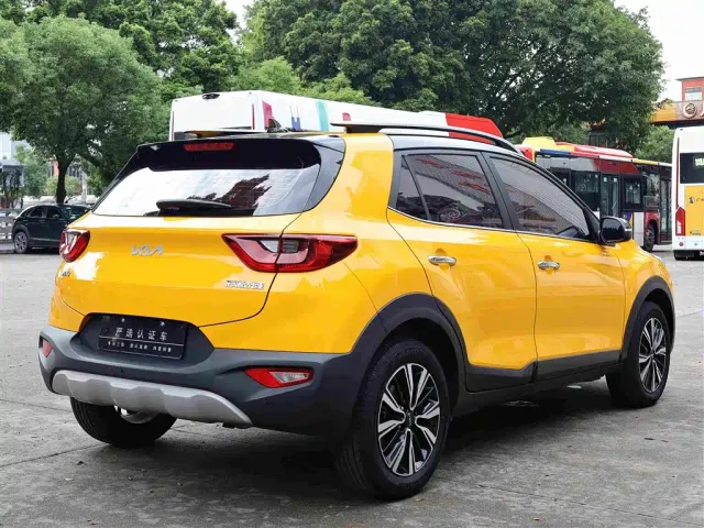 Kia KX1 — Фото автомобиля 7