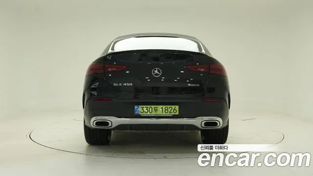 Mercedes-Benz GLE-Class — Фото автомобиля 4