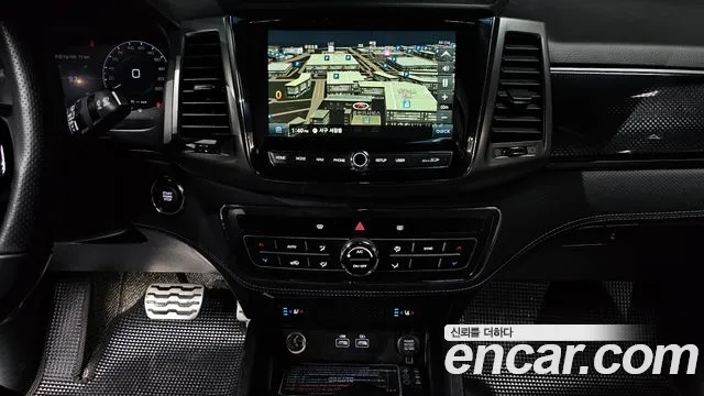 KG_Mobility_Ssangyong Rexton Новый Rexton Sport Khan Дизель 2.2 4WD — Фото автомобиля 13
