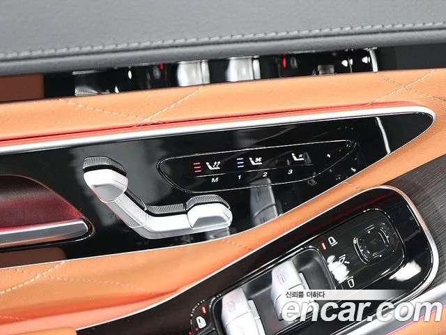 Mercedes-Benz S-Class — Фото автомобиля 5