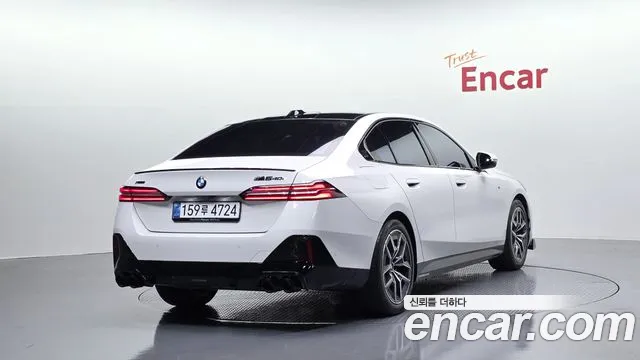 Фотография автомобиля — BMW 5 Series G60