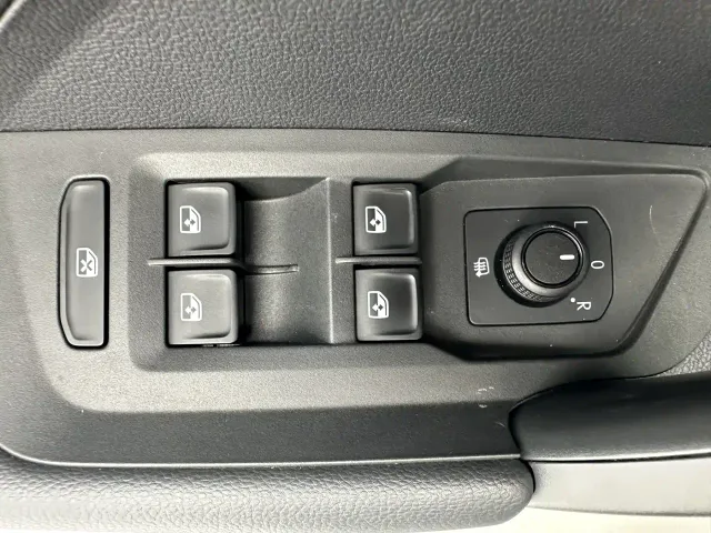 Volkswagen Tharu — Фото автомобиля 12