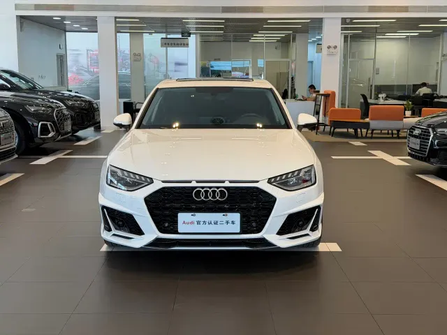 Audi A4L — Фото автомобиля 2