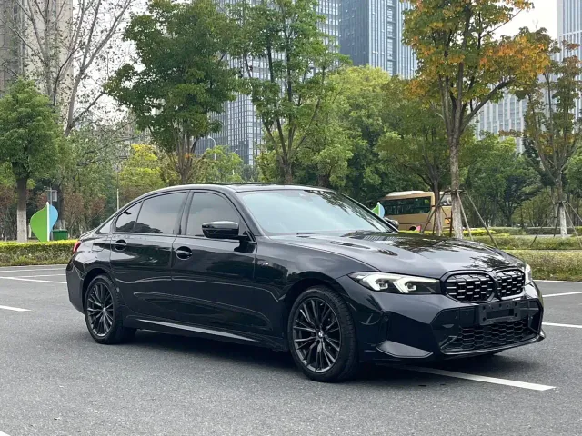 BMW 3 Series — Фото автомобиля 3