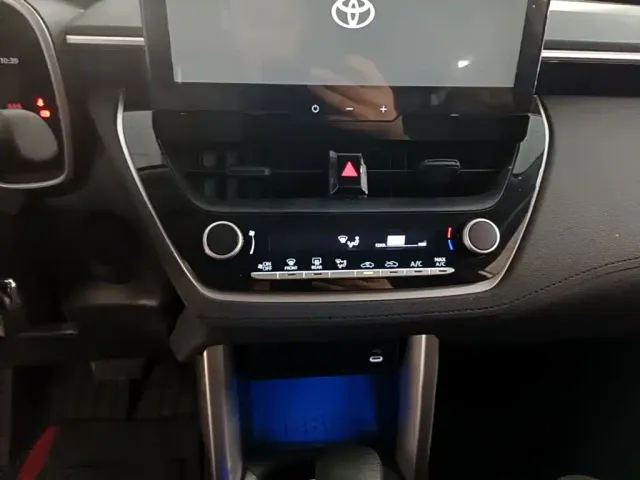 Toyota Frontlander — Фото автомобиля 12