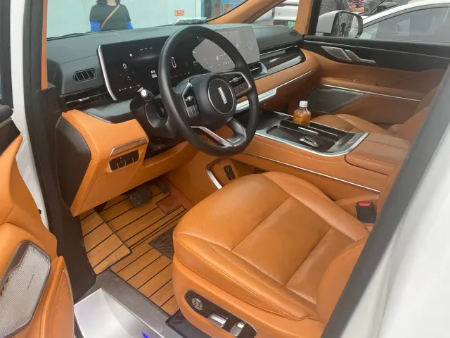 Wey Alpine — Фото автомобиля 3