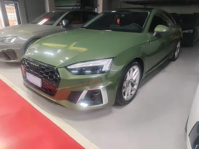 Фотография автомобиля — Audi A5
