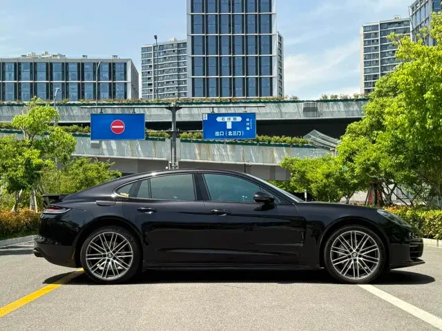Porsche Panamera — Фото автомобиля 4