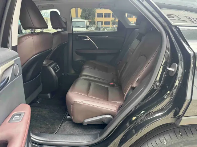 Lexus RX — Фото автомобиля 5