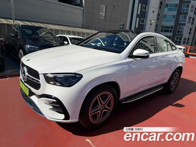 Фотография автомобиля — Mercedes-Benz GLE-Class