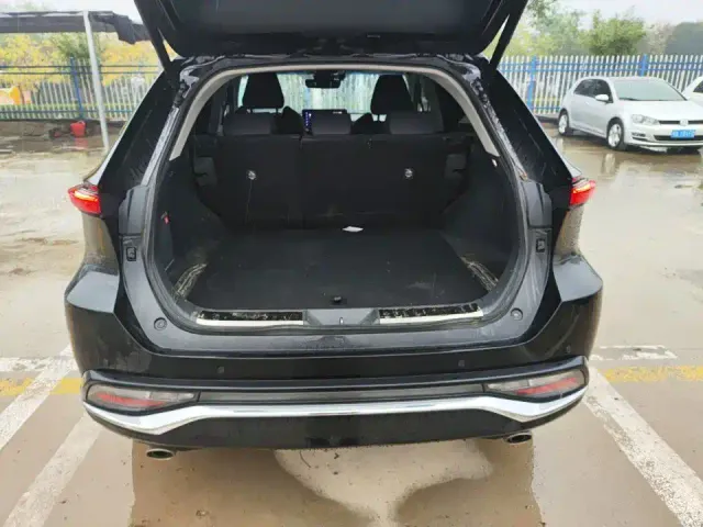 Toyota Venza — Фото автомобиля 9