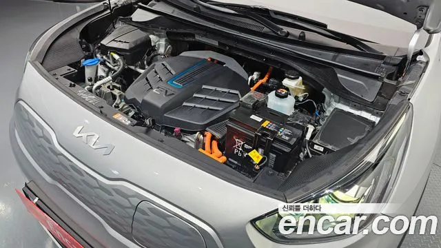 Kia Niro Niro Plus Air — Фото автомобиля 5
