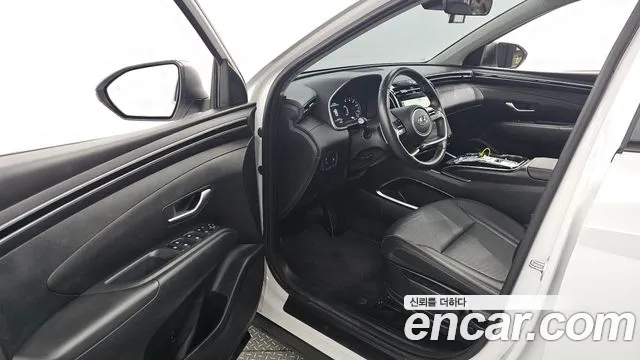 Hyundai Tucson Tucson (NX4) Дизель 2.0 4WD — Фото автомобиля 10