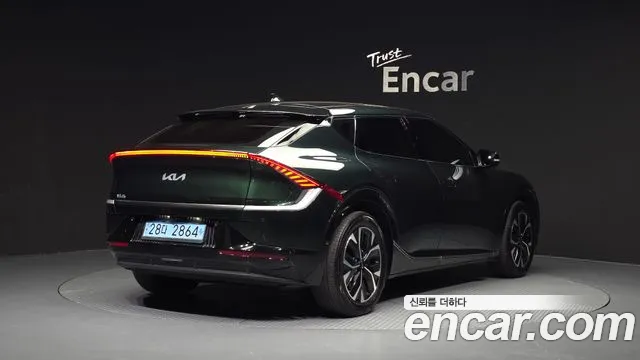 Kia EV6 — Фото автомобиля 2