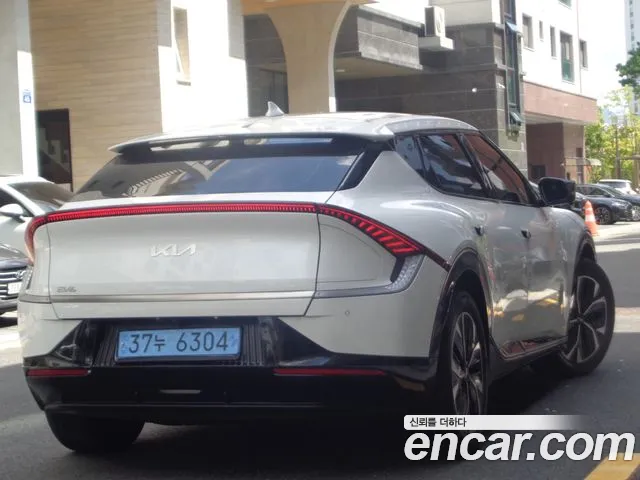 Kia EV6 — Фото автомобиля 3