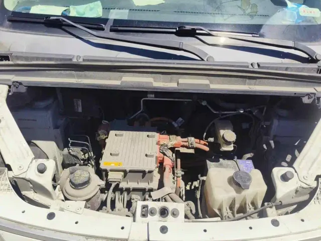 Maxus EV30 — Фото автомобиля 3