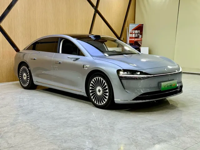 Stelato S9 — Фото автомобиля 3