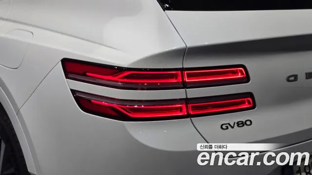 Genesis GV80 — Фото автомобиля 8