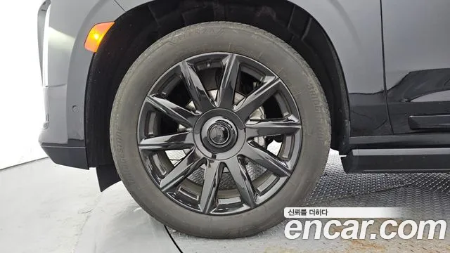 Cadillac Escalade Escalade 5 поколение — Фото автомобиля 5
