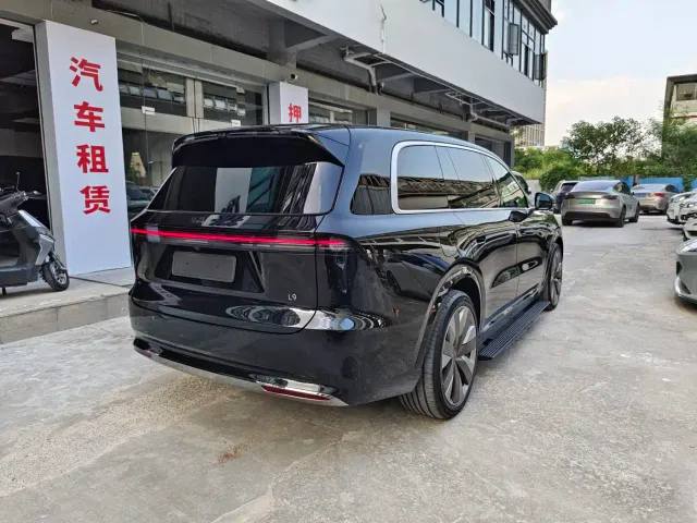 Li Auto L9 — Фото автомобиля 7