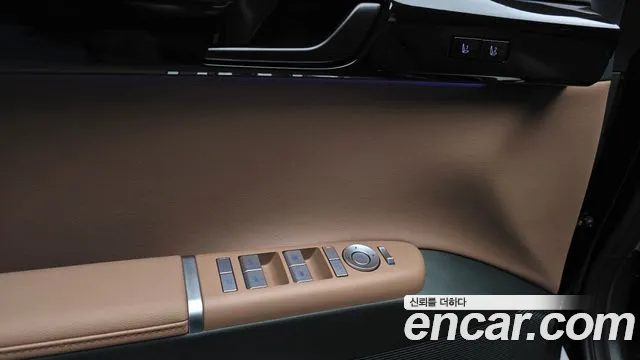 Hyundai Grandeur GN7 — Фото автомобиля 28