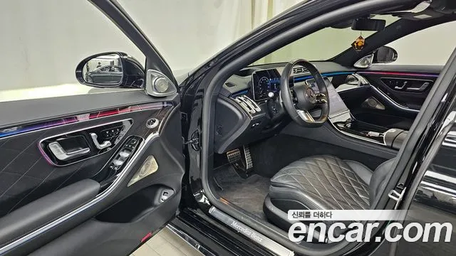 Mercedes-Benz S-Class — Фото автомобиля 10