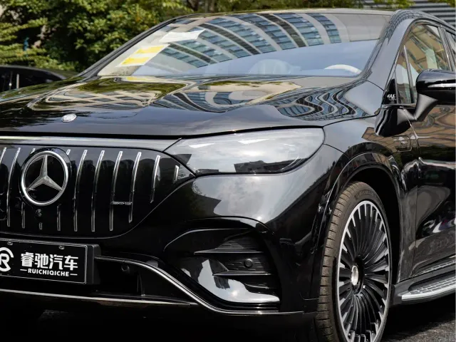 Mercedes-Benz EQE SUV AMG — Фото автомобиля 7
